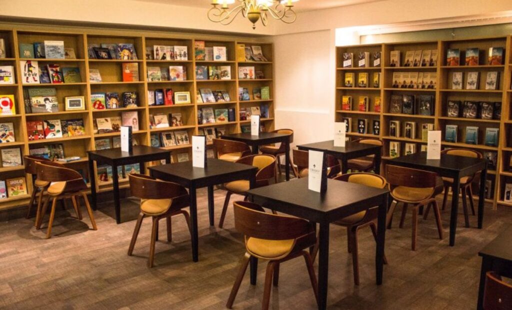 Quán cafe danh cho người đọc sách