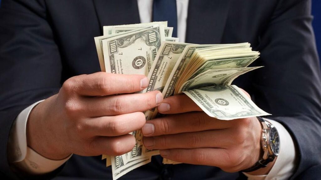 Hiệu ứng giàu lên đột ngột và tâm lý chi tiêu